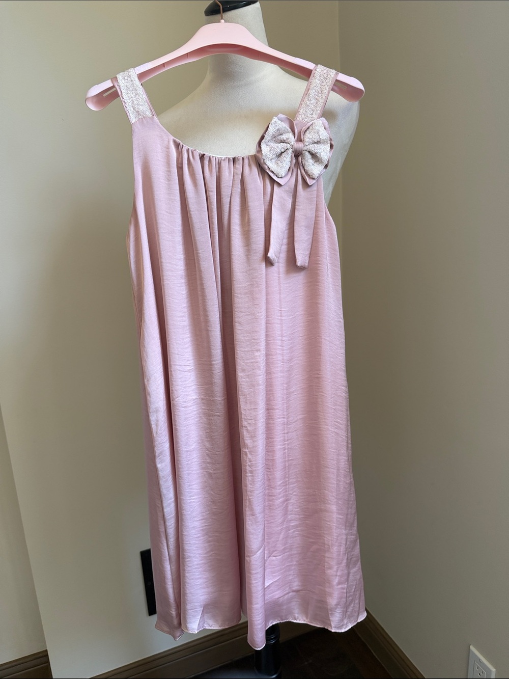 Pink Sleeveless Formal Dressy Flower Girl Flowy Dress Sequin Bow Like New 14